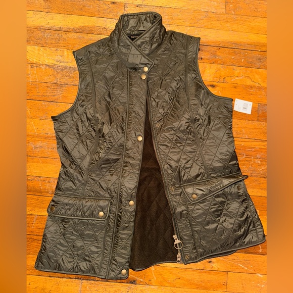 Barbour Vest - Olive NWT - Picture 6 of 10